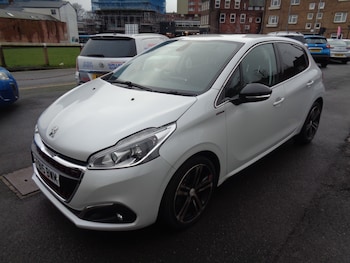 Used Peugeot 208 2015 for sale - 77517787: Photo
