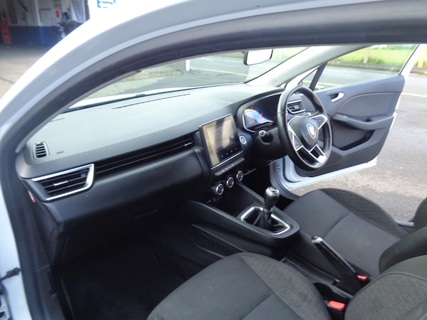 Used Renault Clio 2020 for sale - 72226275: Photo 12