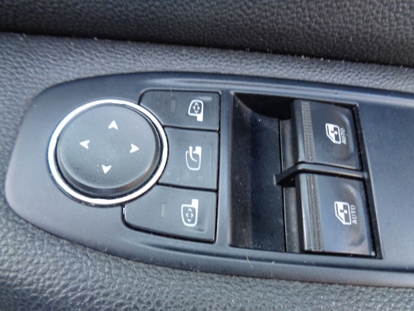 Used Renault Clio 2020 for sale - 72226275: Photo 15