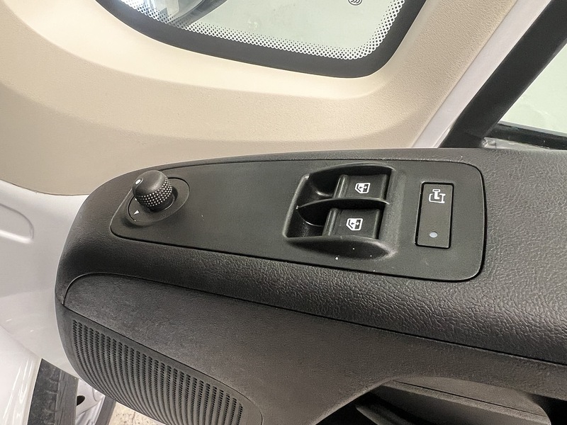 Used Vauxhall Movano 2024 for sale - 77535562: Photo 12