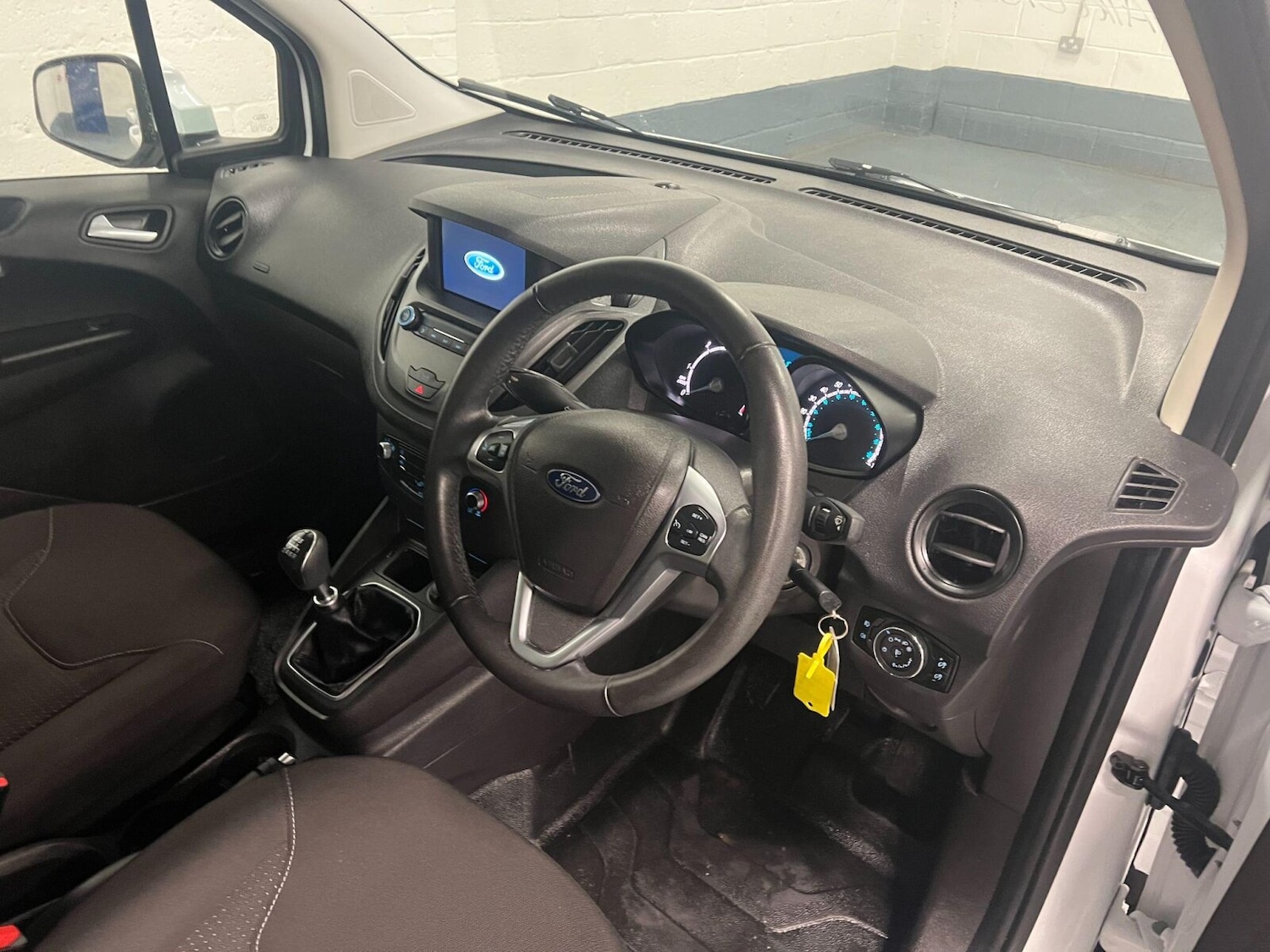 Used Ford Transit Courier 2021 for sale - 76872534: Photo 20