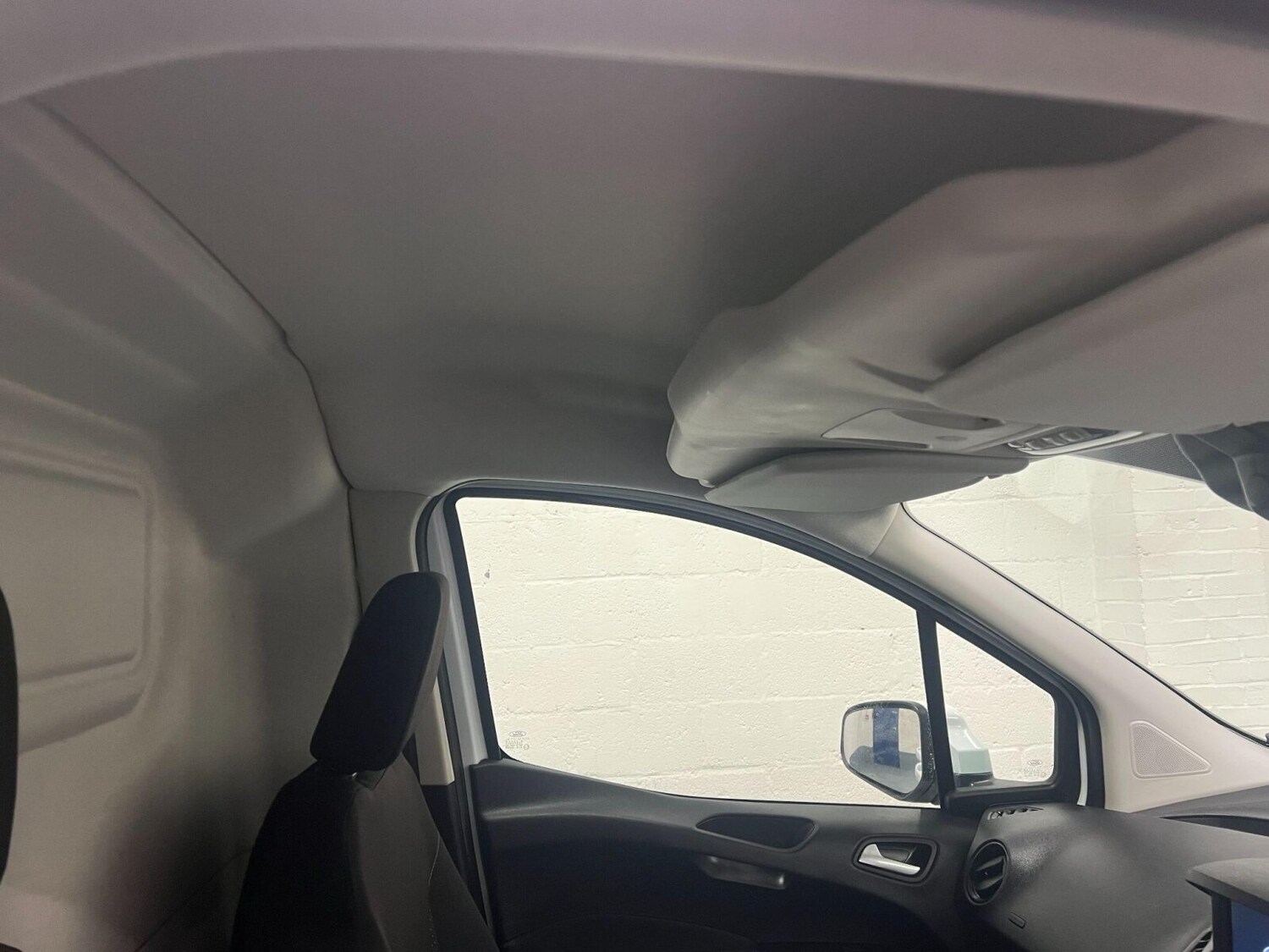 Used Ford Transit Courier 2021 for sale - 76872534: Photo 31