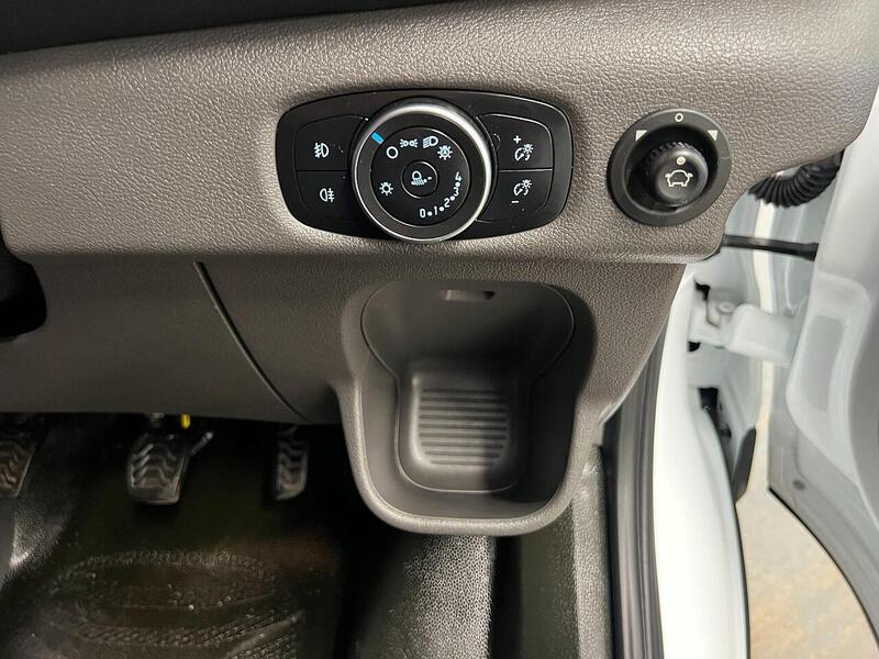Used Ford Transit 2024 for sale - 76904201: Photo 11