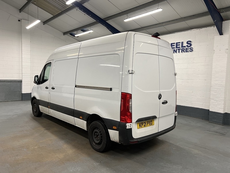 Used Mercedes-Benz Sprinter 2021 for sale - 76969760: Photo 2