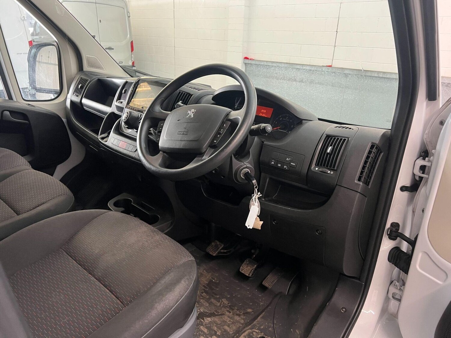 Used Peugeot Boxer 2023 for sale - 76875030: Photo 6