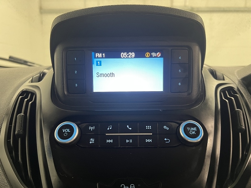 Used Ford Transit Courier 2020 for sale - 77298355: Photo 19