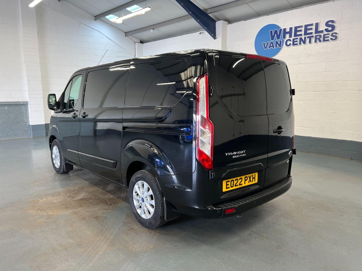 Used Ford Transit Custom 2022 for sale - 76044441: Photo 2