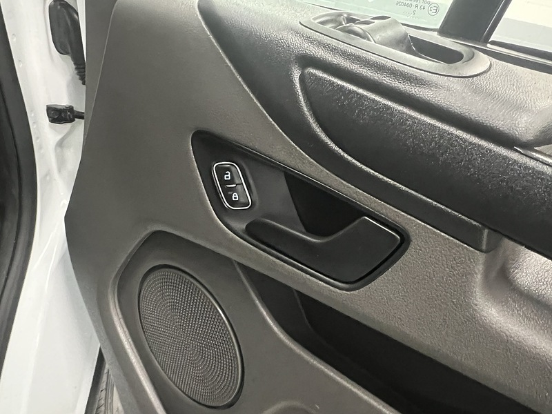 Used Ford Transit Custom 2023 for sale - 77716146: Photo 13