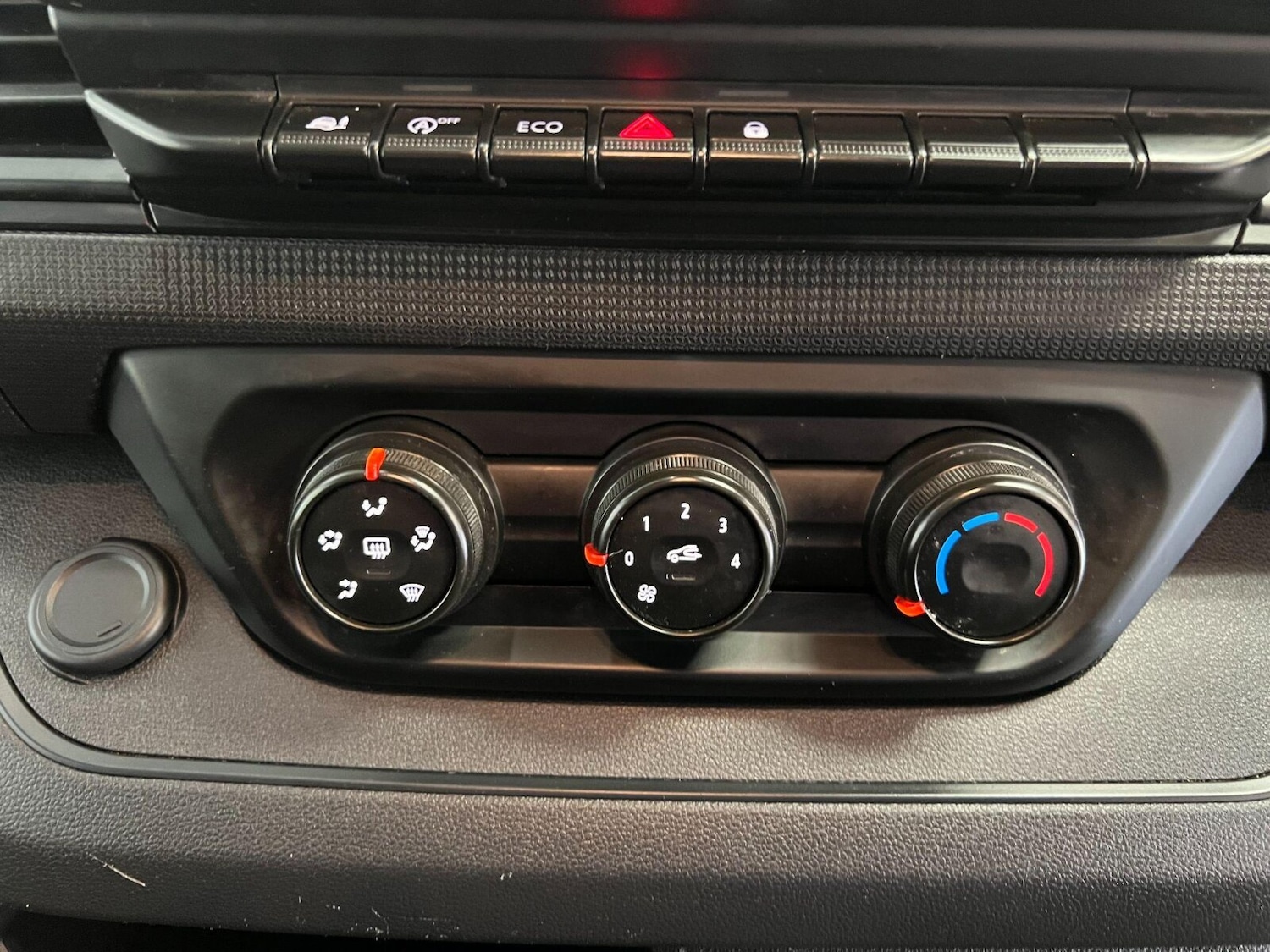 Used Renault Trafic 2022 for sale - 76868230: Photo 15