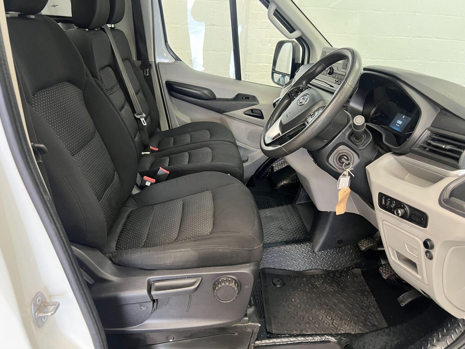 Used Maxus Deliver 9 2022 for sale - 76870382: Photo 12