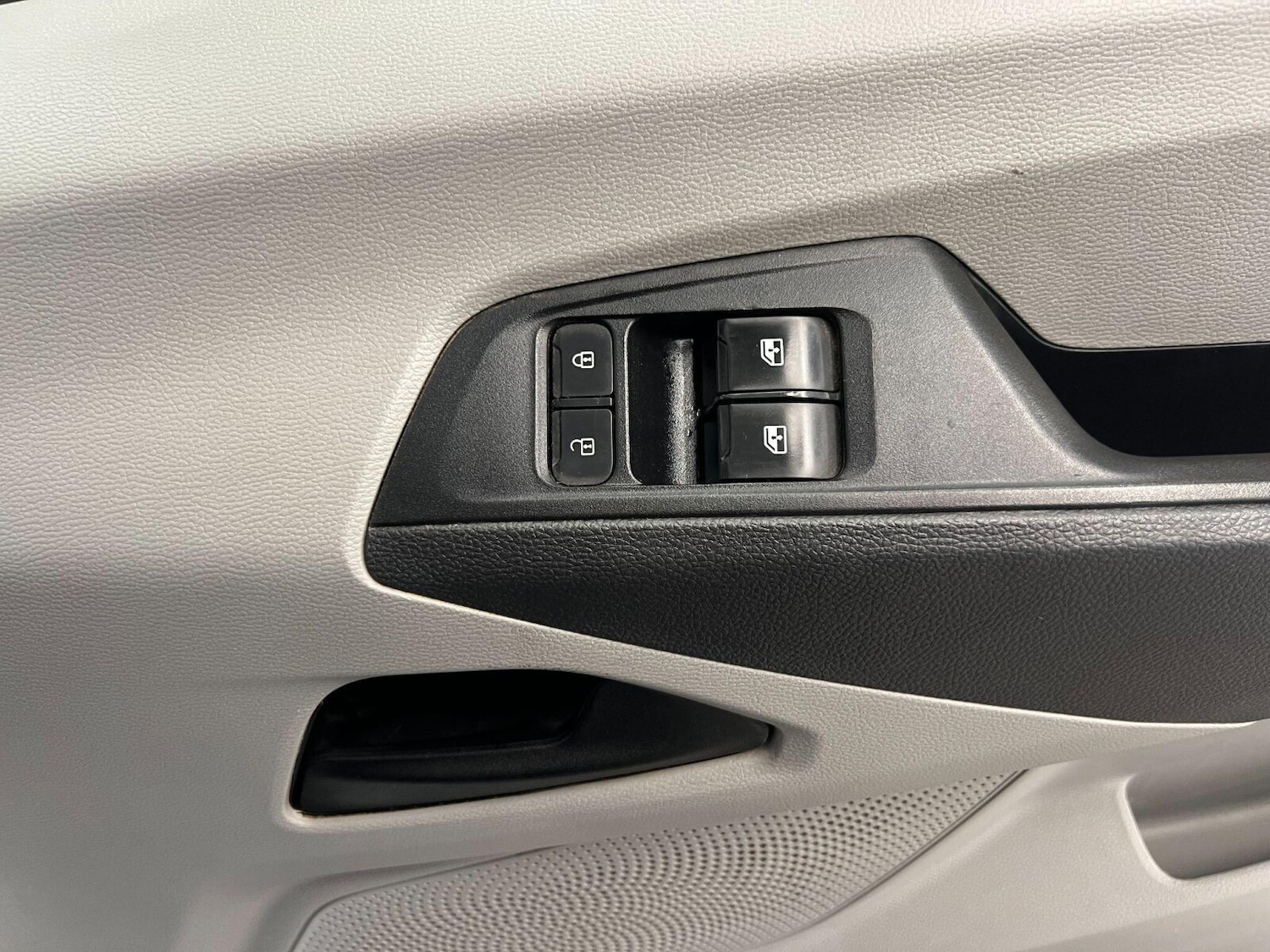 Used Maxus Deliver 9 2022 for sale - 76870382: Photo 13