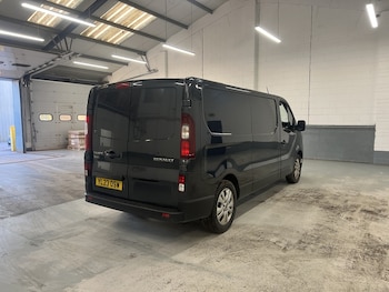 Used Renault Trafic 2023 for sale - 77937396: Photo