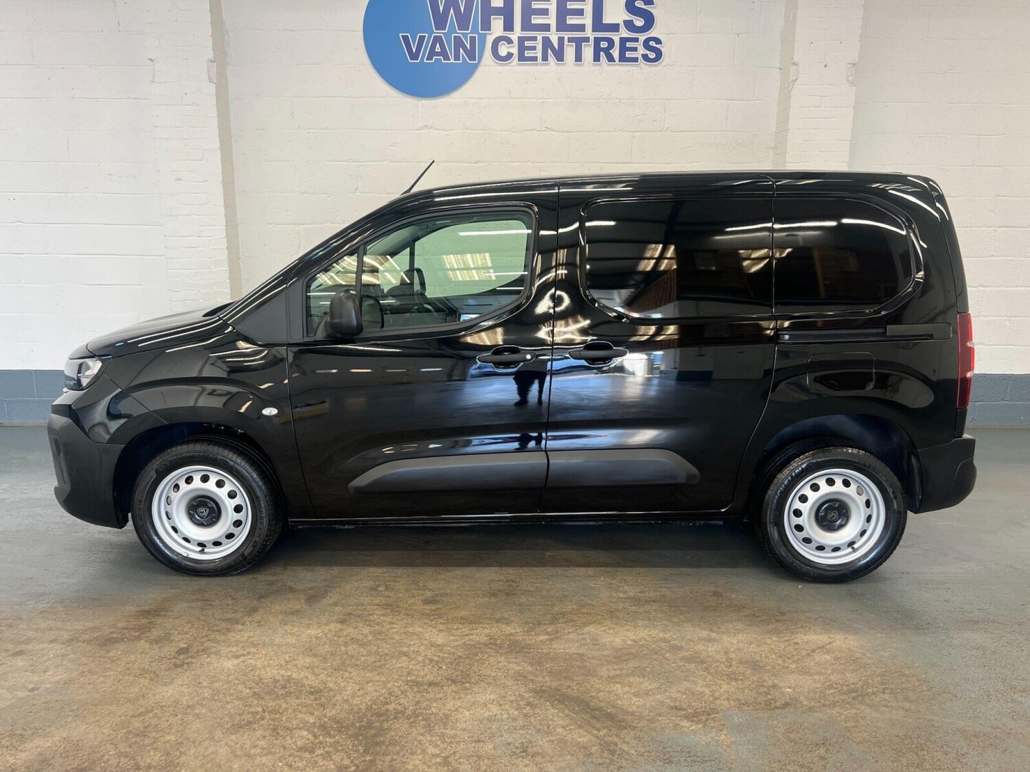 Used Peugeot Partner 2024 for sale - 76116883: Photo 2