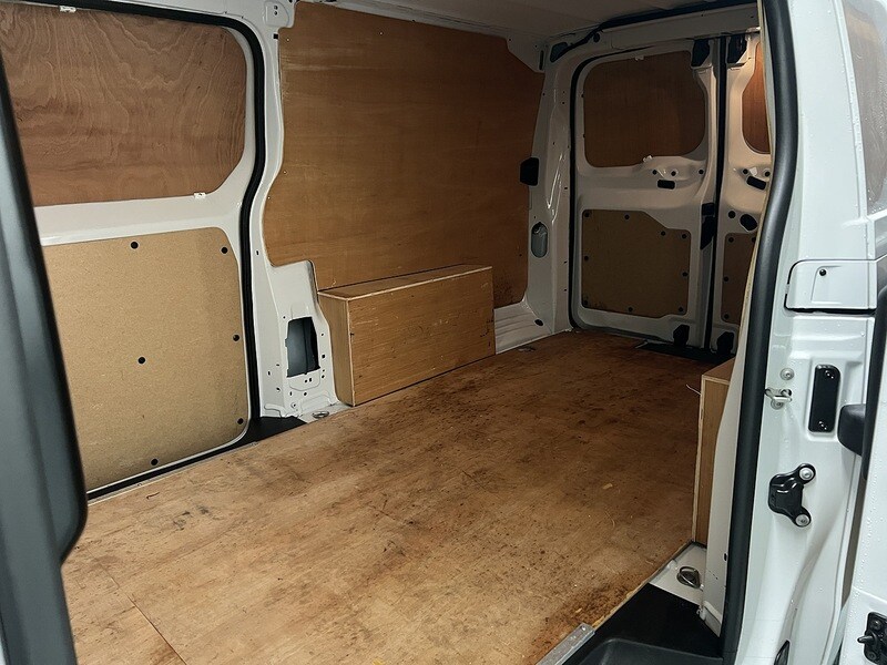 Used Peugeot Expert 2024 for sale - 77136945: Photo 30