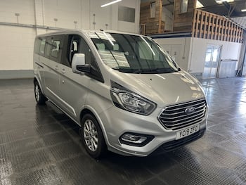 Used Ford Tourneo Custom 2019 for sale - 79760655: Photo