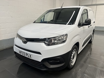 Used Toyota ProAce 2023 for sale - 79436320: Photo