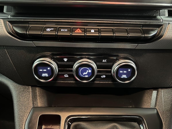 Used Nissan Other 2023 for sale - 76233958: Photo 16