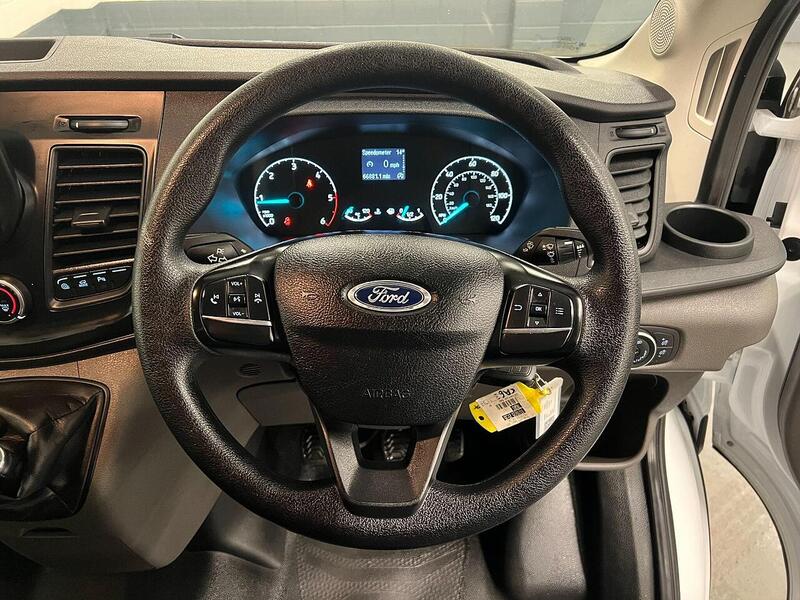 Used Ford Transit 2023 for sale - 76904065: Photo 32