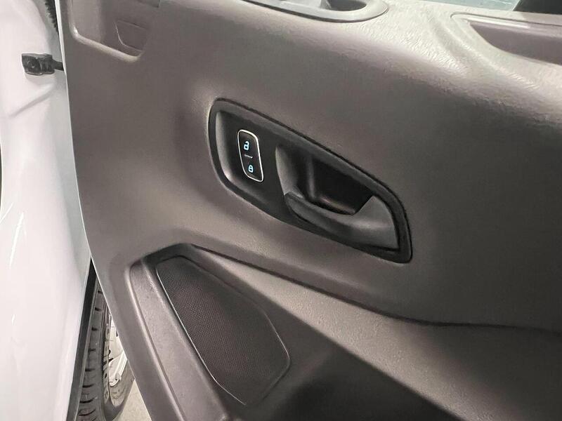 Used Ford Transit 2023 for sale - 76904065: Photo 34