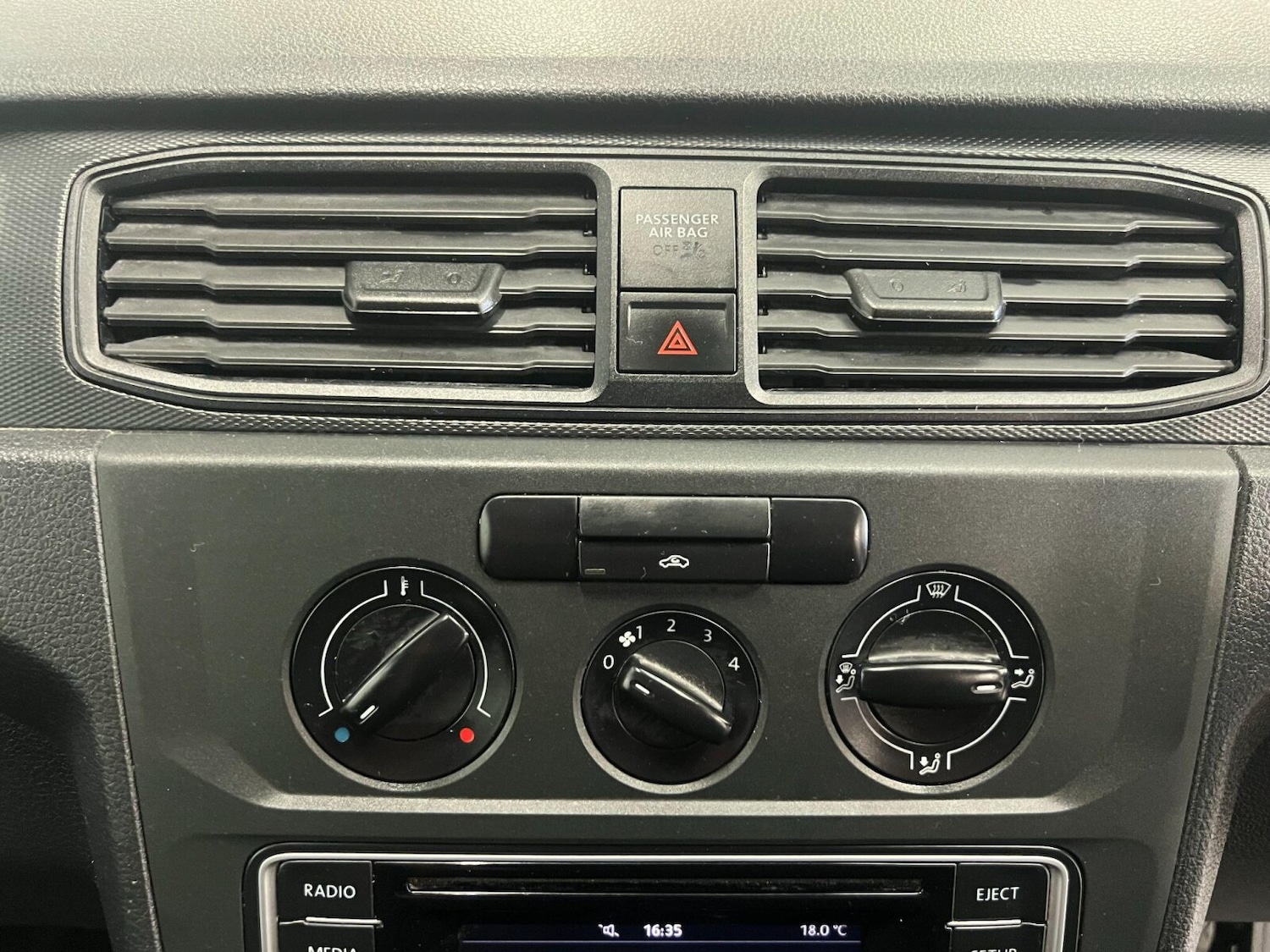 Used Volkswagen Caddy 2020 for sale - 76112115: Photo 30