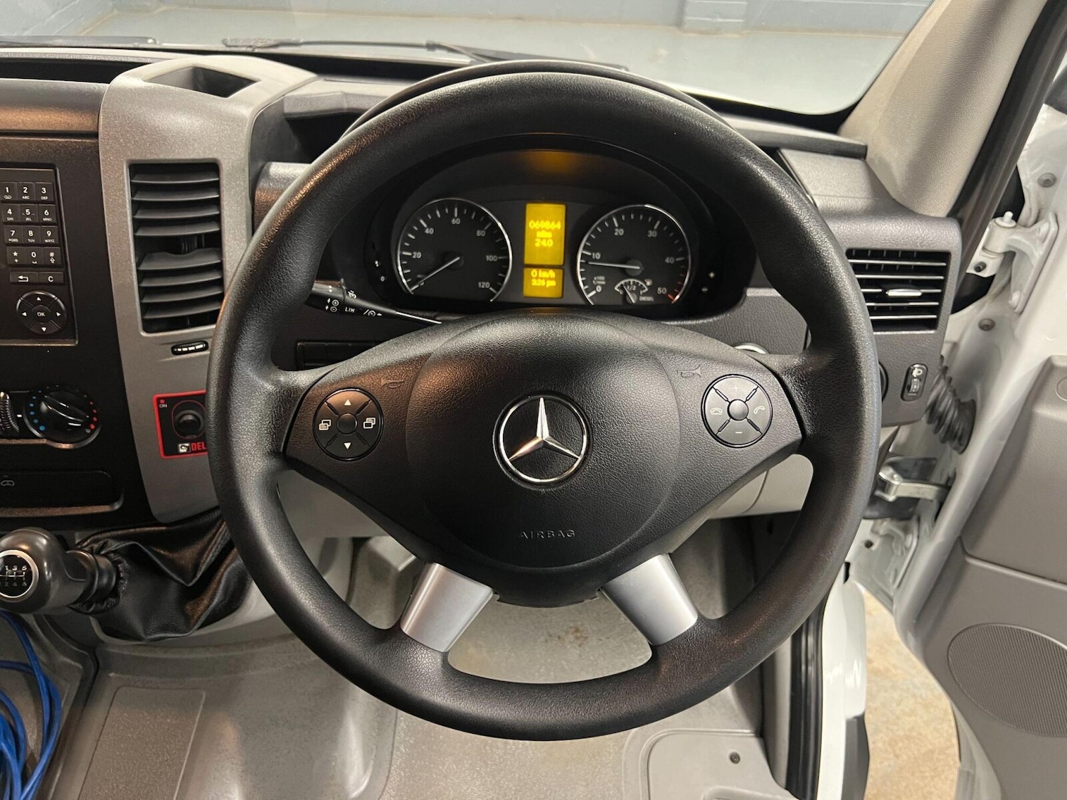 Used Mercedes-Benz Sprinter 2017 for sale - 76265508: Photo 17