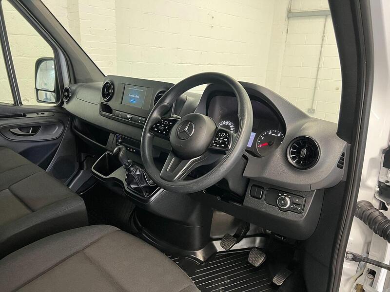 Used Mercedes-Benz Sprinter 2023 for sale - 76904364: Photo 11