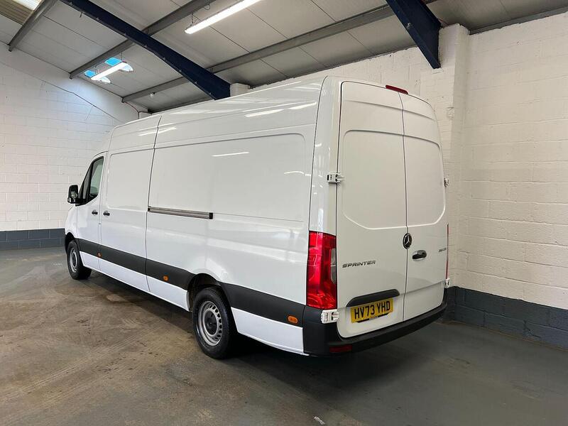 Used Mercedes-Benz Sprinter 2023 for sale - 76904364: Photo 3