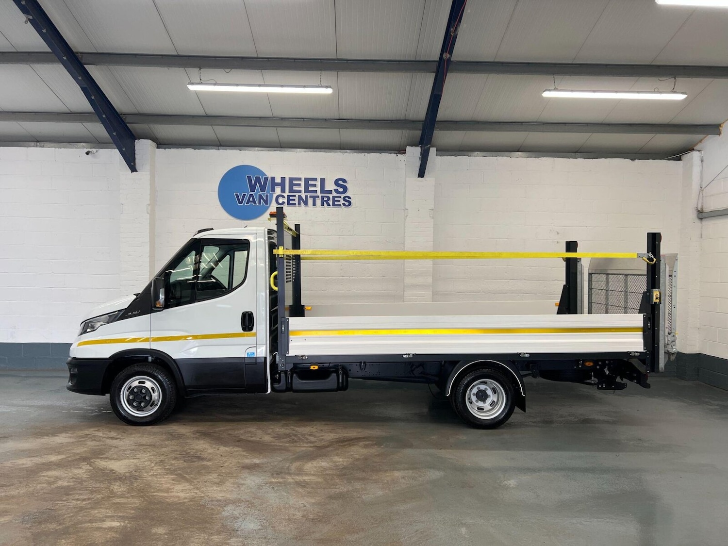 Used Iveco Daily 2023 for sale - 76355154: Photo 2