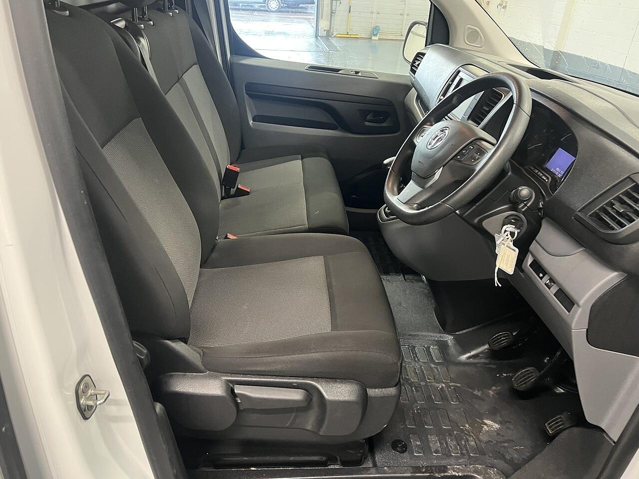 Used Vauxhall Vivaro 2022 for sale - 76826681: Photo 7