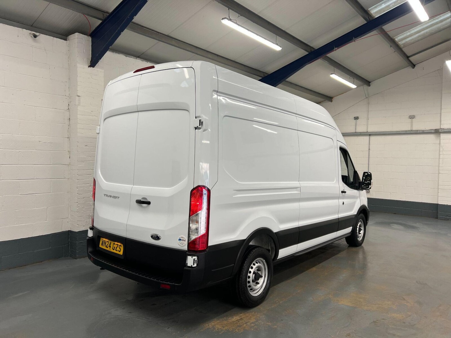 Used Ford Transit 2024 for sale - 76722336: Photo 8