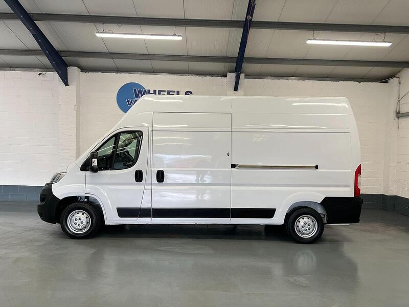 Used Vauxhall Movano 2022 for sale - 76904384: Photo 2