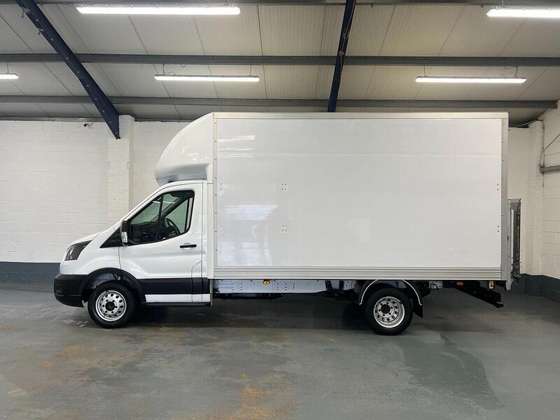 Used Ford Transit 2022 for sale - 76903881: Photo 2