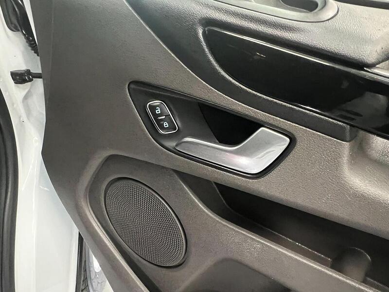 Used Ford Transit Custom 2023 for sale - 76904019: Photo 36