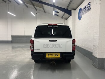 Used Isuzu D-Max 2021 for sale - 77668071: Photo