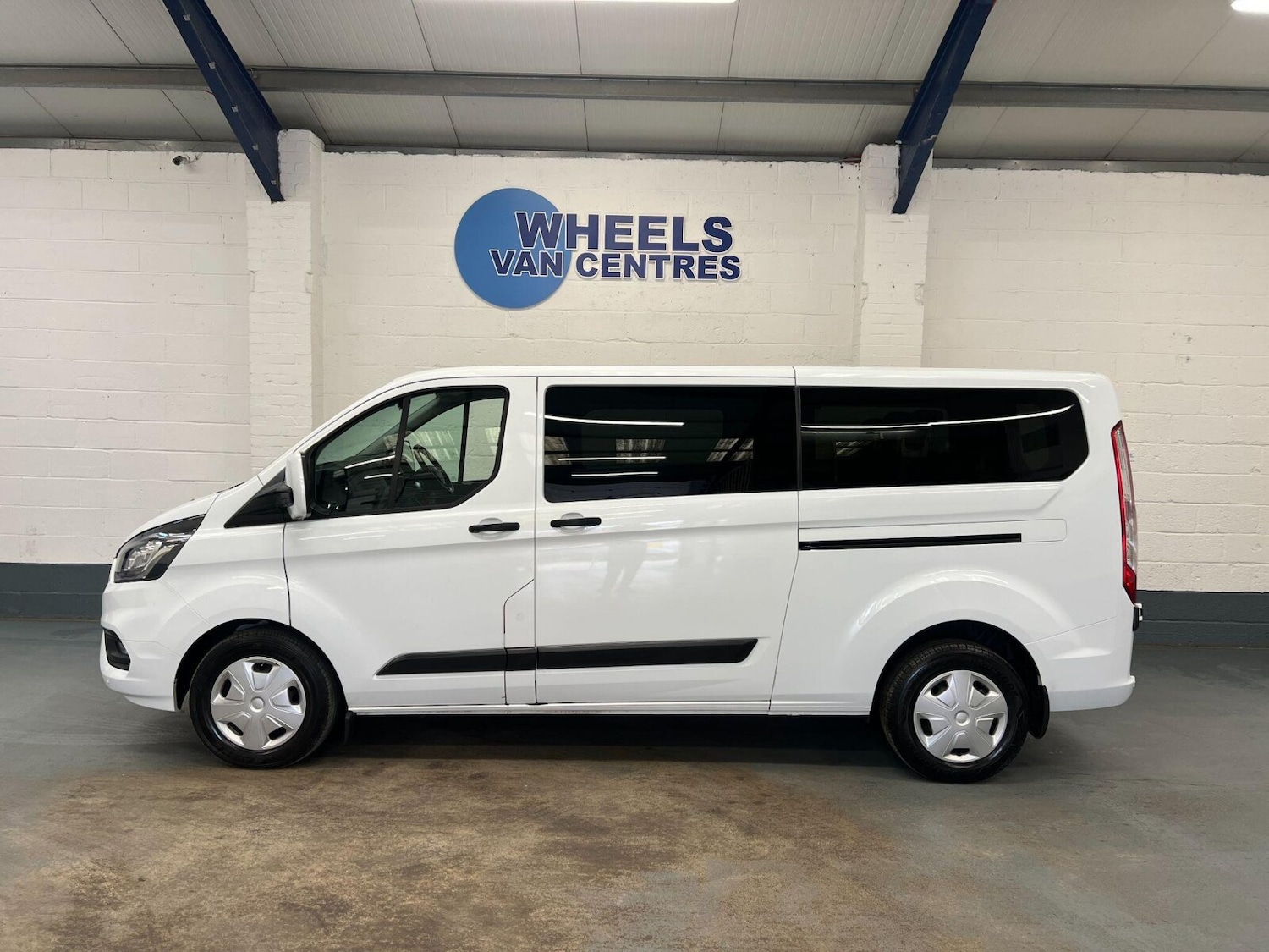 Used Ford Transit Custom 2023 for sale - 76290013: Photo 2