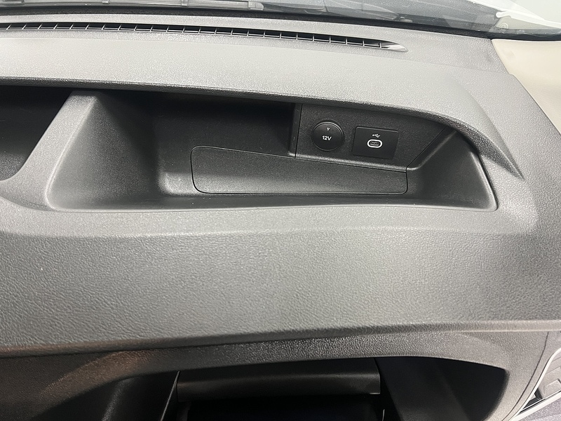 Used Ford Transit 2024 for sale - 77351196: Photo 31