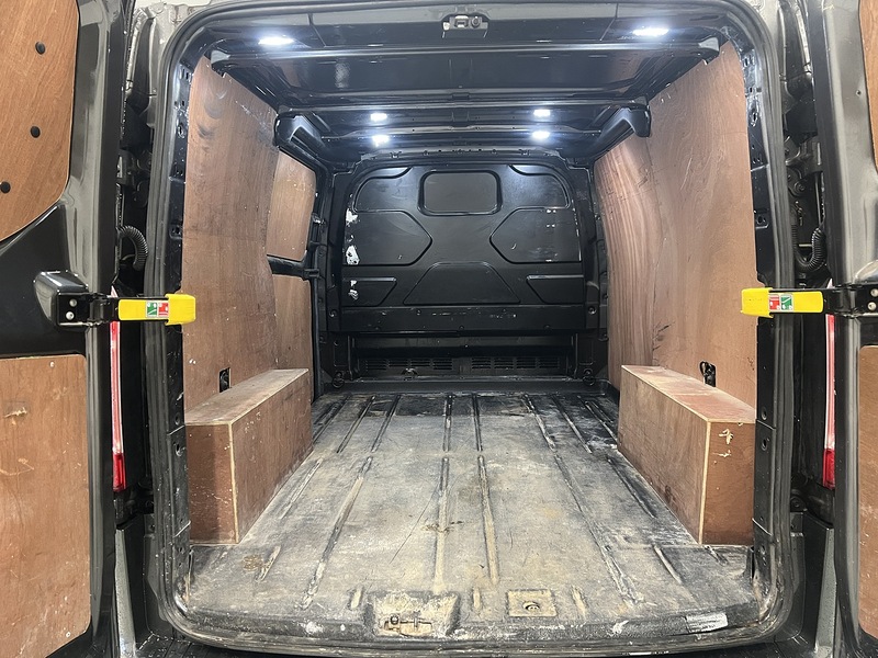 Used Ford Transit Custom 2020 for sale - 77351202: Photo 5