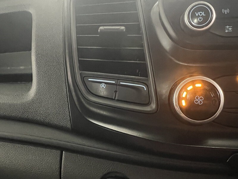 Used Ford Transit 2022 for sale - 76906077: Photo 28