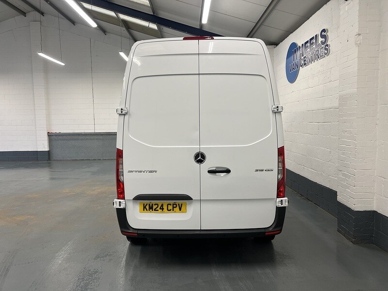 Used Mercedes-Benz Sprinter 2024 for sale - 76904099: Photo 4