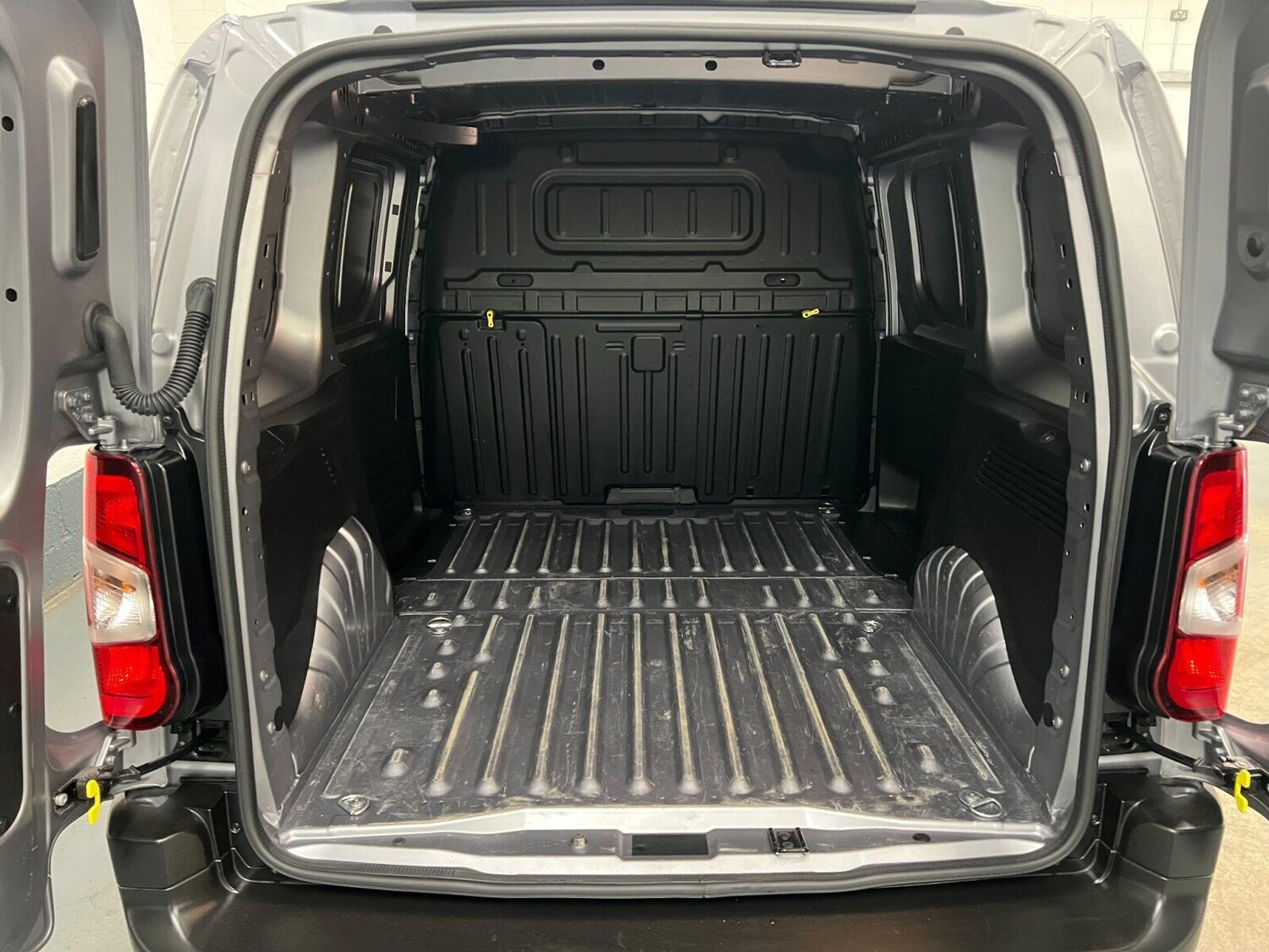 Used Peugeot Partner 2024 for sale - 76290004: Photo 24