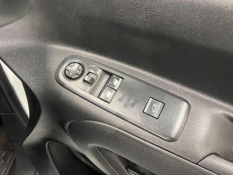 Used Vauxhall Combo 2022 for sale - 77250814: Photo 32