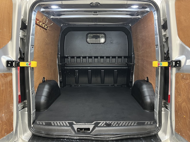 Used Ford Transit Custom 2021 for sale - 77311380: Photo 39