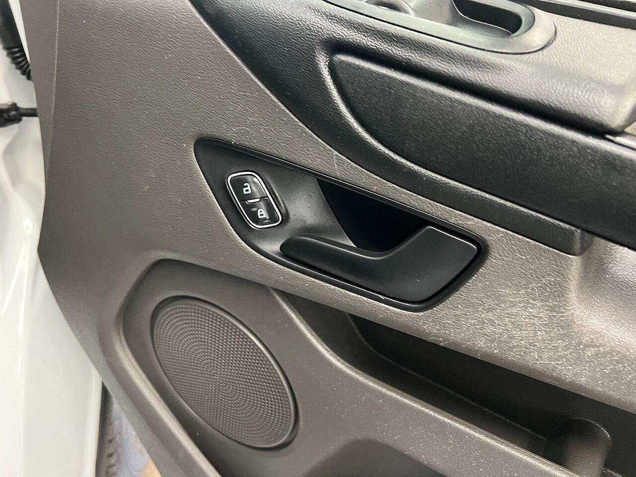 Used Ford Transit Custom 2021 for sale - 76851189: Photo 30