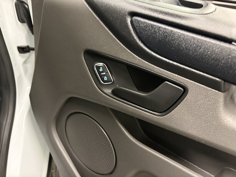 Used Ford Transit Custom 2023 for sale - 76904071: Photo 13