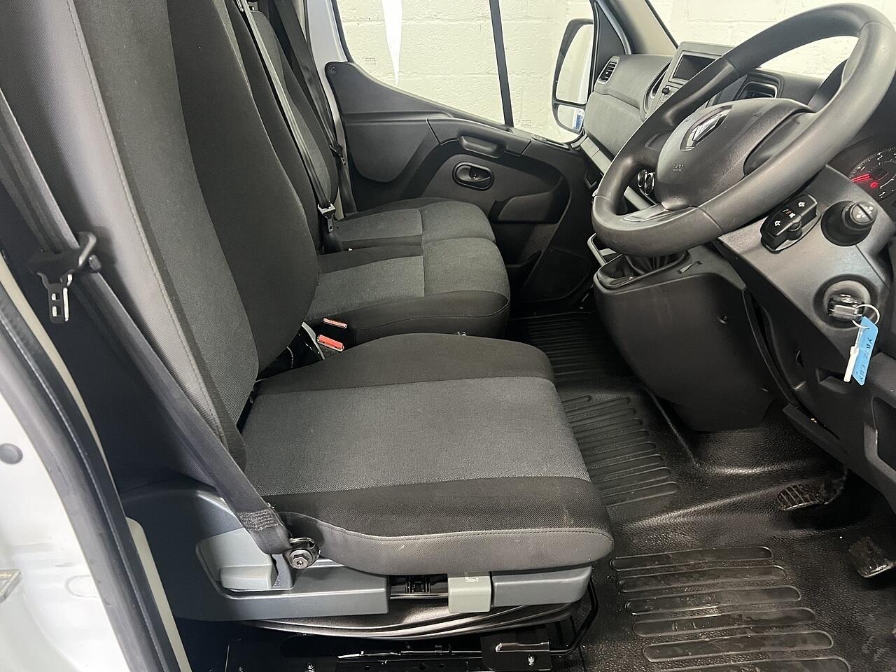 Used Renault Master 2023 for sale - 76871079: Photo 10