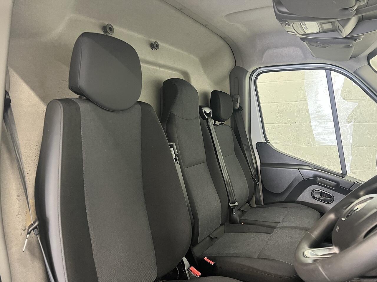 Used Renault Master 2023 for sale - 76871079: Photo 11