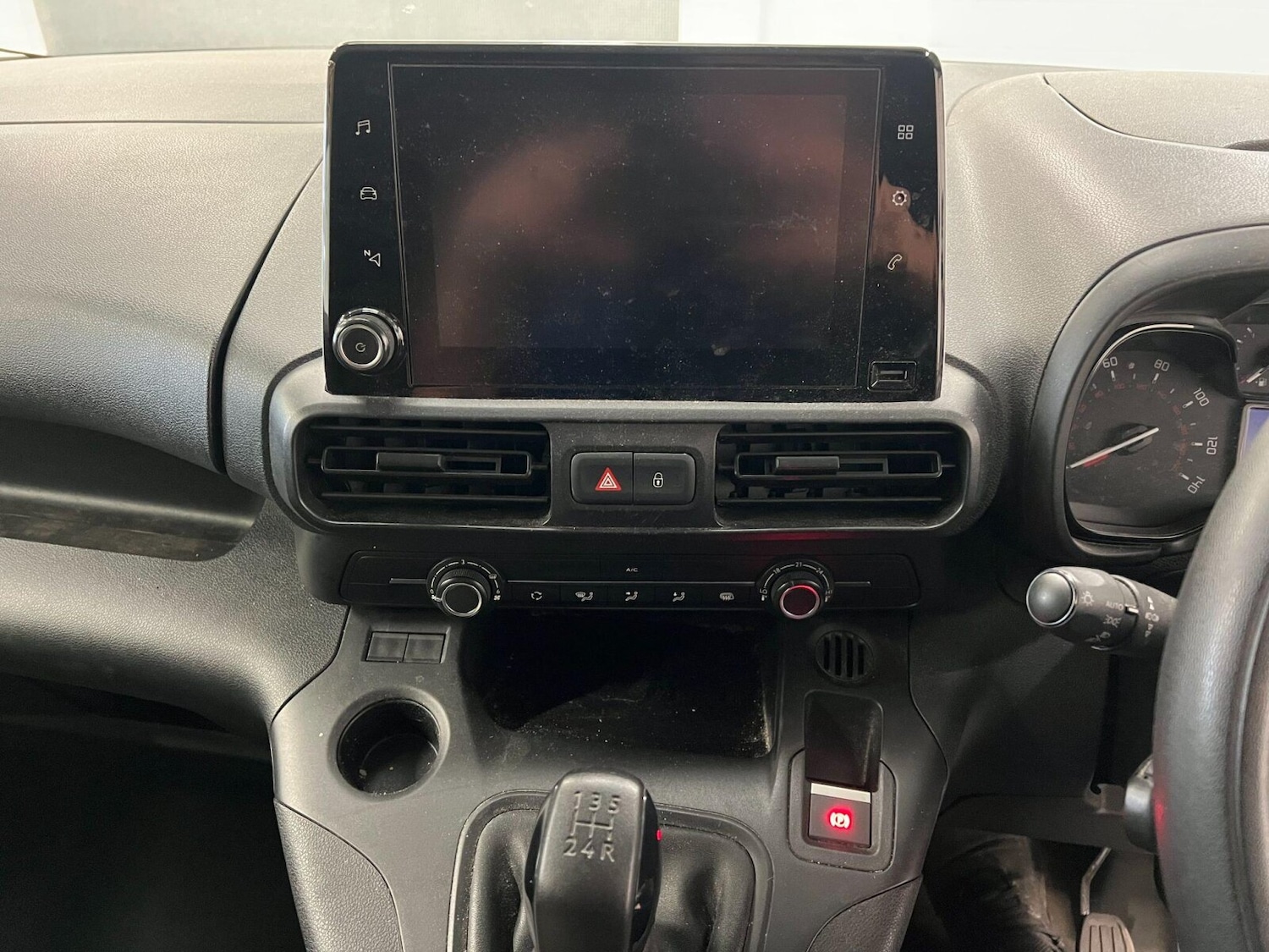 Used Citroen Berlingo 2020 for sale - 76312392: Photo 8