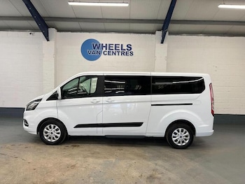 Used Ford Tourneo Custom 2018 for sale - 76904266: Photo