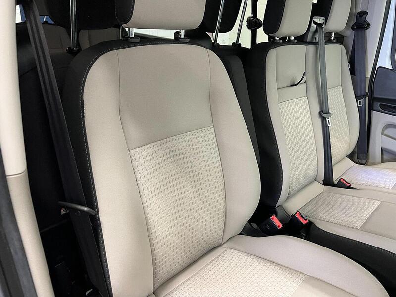 Used Ford Tourneo Custom 2018 for sale - 76904266: Photo 9