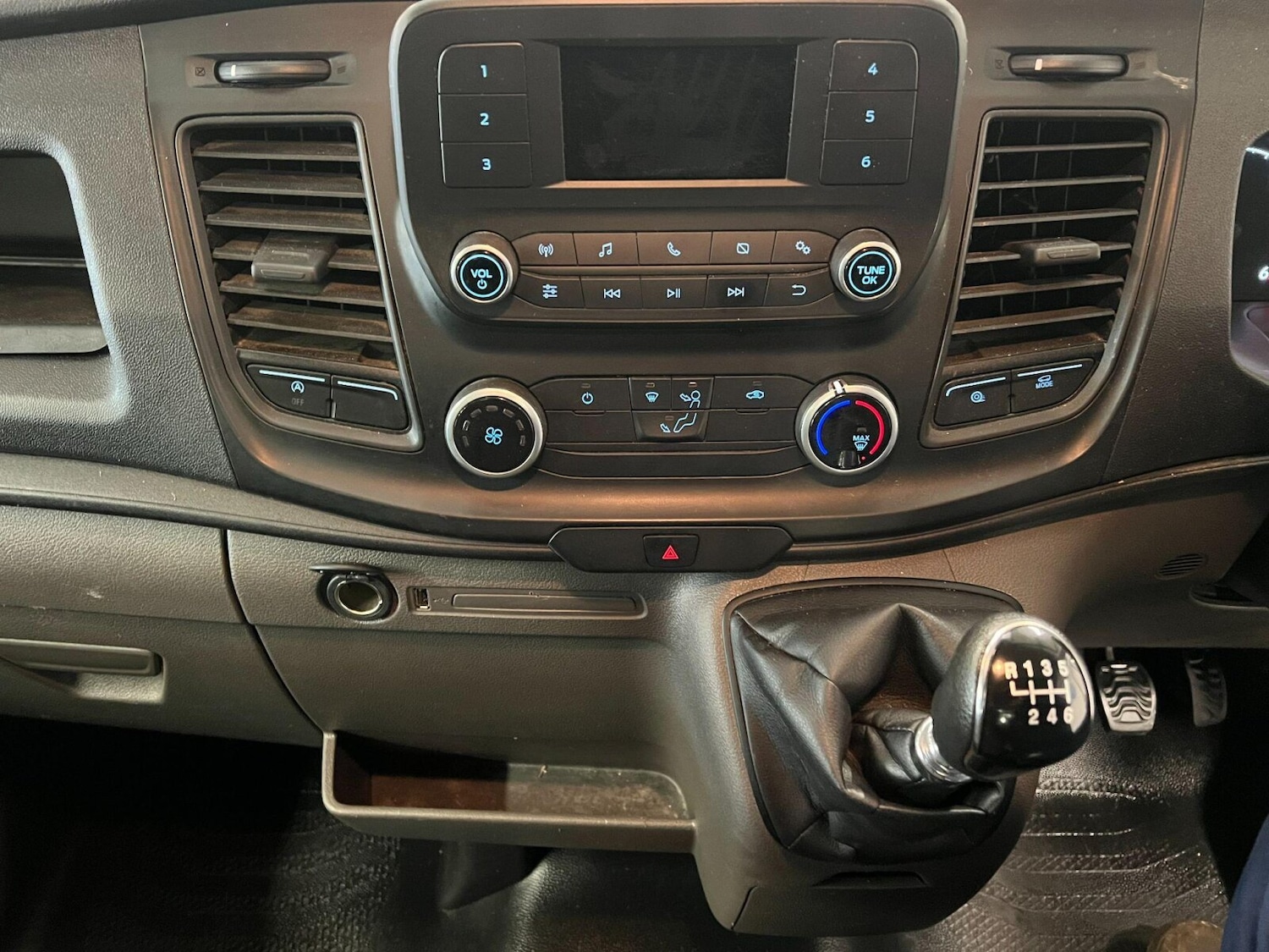 Used Ford Transit 2023 for sale - 76428167: Photo 7